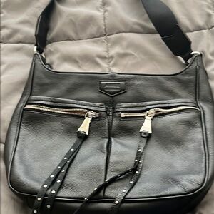 Chic Black Leather Shoulder Bag